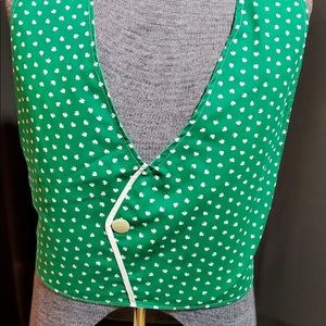 1 button st. Patricks day vest size Small/Medium